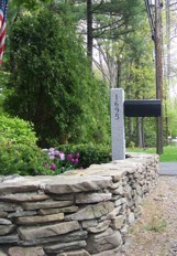 Custom wall & mailbox